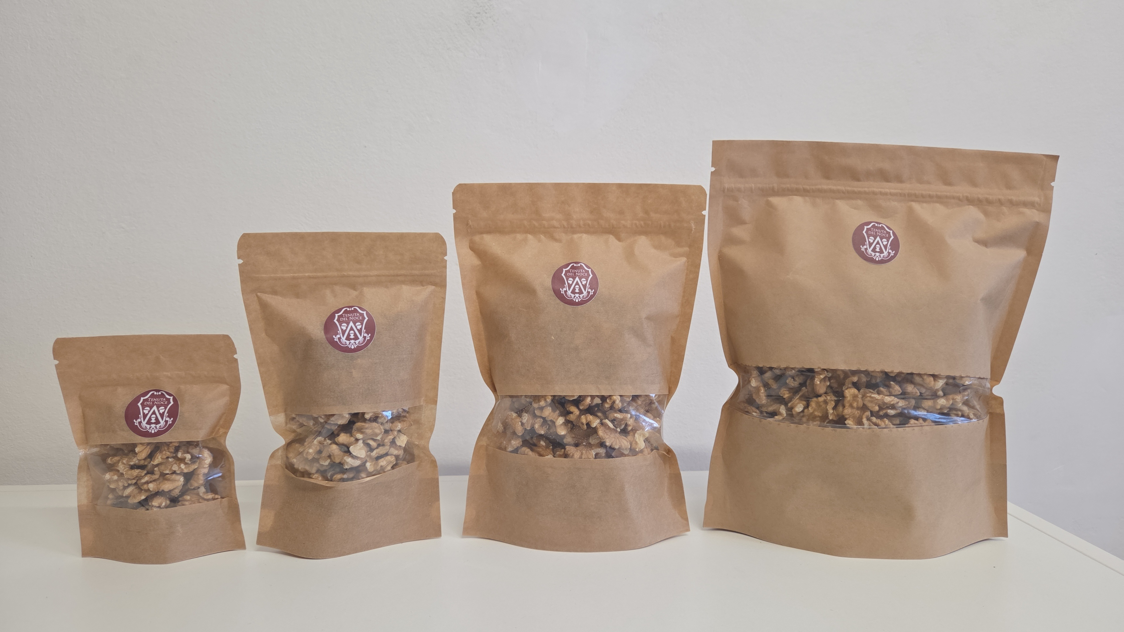 Noci Sgusciate in confezione termosaldata apri/chiudi